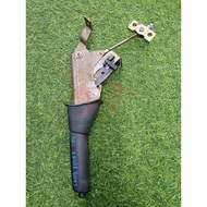 LAND ROVER FREELANDER L314 2.0 DIESEL AT EMERGENCY BRAKE HANDLE [2G-6C-D2206]