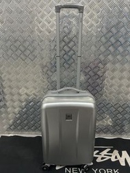 廉航優選： Delsey 20 吋行李箱 Delsey 20 inch luggage for handcaerry