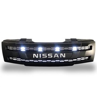 กระจังหน้า พลาสติก ABS อย่างดี รุ่น นิสสัน นาวาร่า ปี 2005 - 2013 NISSAN NAVARA D40 ไฟสีขาวและเหลือง