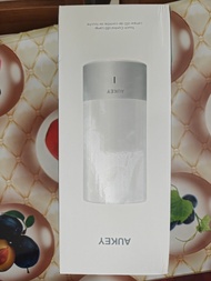 AUKEY touch control LED 燈