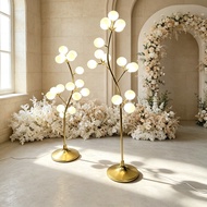 16 cotton trees as aisle markers, stage decorations, iron-plated decorative lights, wedding aisle