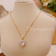 Premium Heart Crystal pendent Necklace in Gold