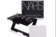 Nars 蜜粉餅