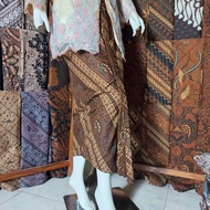 Rok Batik Jarik Wiru Lereng Parang Seling Pari Sogan Solo Bawahan Kebaya Among Tamu Photo Wedding Wi
