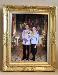 กรอบหลุยส์ทอง ร.10 กับ ราชินี ขนาดกรอบรวมรูป 21x26 นิ้ว ภาพเคลือบฟิล์มลามิเนตอย่างดี ขนาดรูป 15x20 น