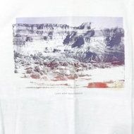 BANANA REPUBLIC I JUST NEED MORE SUNSETS TEE SHIRT 基本款 LOGO 休閒 戶外 登山 露營 OUTDOOR 親膚 彈性 質感 舒適 雅痞 透氣 修身