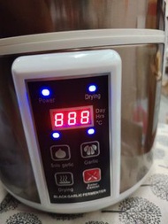 ( 99％新) 黑蒜機 / 黑蒜煲Black Garlic Fermenter