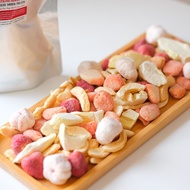 Garden Fruits Mixed Freeze Dried 4  ผลไม้ฟรีซดรายรวม 4 ชนิด (มังคุด สตรอเบอรี่ พีช เงาะ) เกรดพรีเมี่