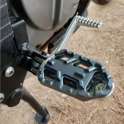 Motorcycle Accessories Footrest Footpeg Foot Pegs Pedals for Suzuki DL650 Vstrom DL 650 XT DL650XT D