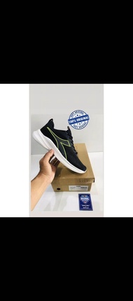 BIG SALE!!! SEPATU RUNNING/LARI/SNEAKER WANITA DIADORA MIRACLE HITAM [DIAX24F0705B]