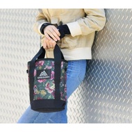 Gregory classic lantern Bag-Garden Tapestry