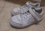 Nike 男童鞋20