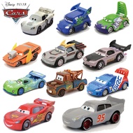 {CUB Toy City} Disney Pixar Cars 2 3 lightning McQueen Jackson Storm DJ Cruz 1:55 Alloy Toy Car Chil