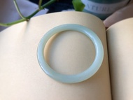 天然和田玉且末藍 天空藍手鐲 圈口54.5mm 淺藍色的愛