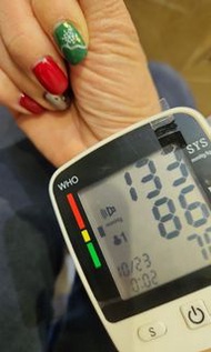 ⭐️手腕式血壓計⭐️$99聖誕禮物#家居抗疫 #護身符最新2022🎊🎊血壓機