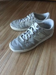 New balance CRT300灰休閒鞋24.5cm