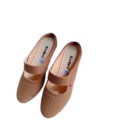 Women's Knitted Mocha Color Slip-On Shoes Women's Kicker Slip-On Shoes Women's Kicker Slip-On Shoes