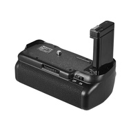 [LIX1] Vertical Battery Grip Holder for  D5500 D5600 DSLR Camera EN-EL 14 Powered with IR Remote Con