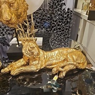 Tiger Statue