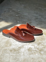 COSMOS SHOES รองเท้าหนังเปิดส้น รุ่น Tasseled Mules  มีไซส์ใหญ่ถึงเบอร์ 48