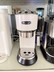 Delinghi 半自動咖啡機 (EC685)