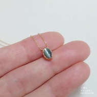 限量現貨 - 天然亞歷山大變色貓眼石蛋面包鑲純 18K 黃金項鍊