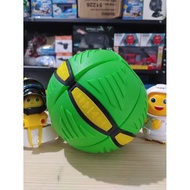 UFO Magic LED Ball - Transforming, Safe for Kids, Flashing Lights