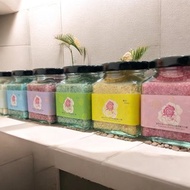 天然岩鹽沐浴鹽 玻璃瓶身 喜馬拉雅山 磨砂 去角質 沐浴 洗淨