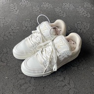 lv trainer男装純白42碼