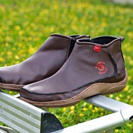 TERMURAH 1OO Rb An Sepatu Pria Boots Casual Kickers Zipperi Original Handmade Bandung