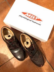 一減再減MBT 瑞士🇨🇭康健鞋Men’s physiological leather shoes - burgundy啡紅色男裝皮鞋