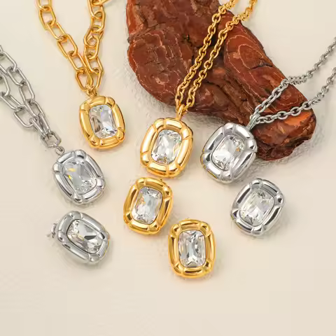 Keen-on Necklace Earring Set Cubic Zirconia Square Pendant Fashionable Personalized PVD Plating Sele