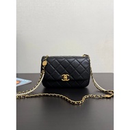 CHANEL [25P Gold Coin Pearl Chain Square Fatty]