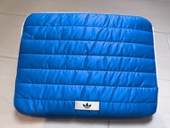Adidas 13 吋 的手提電腦保護套 laptop bag