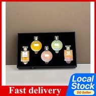 SG Local  Ladies perfume sample set gift package Perfume sample case  Assorted Brands sample Mini Po