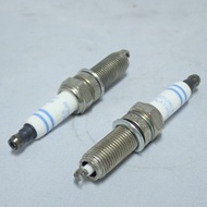 BOSCH Spark Plug YR6NPP332 Suitable For Benz W203 W204 W211 W212 C Series E