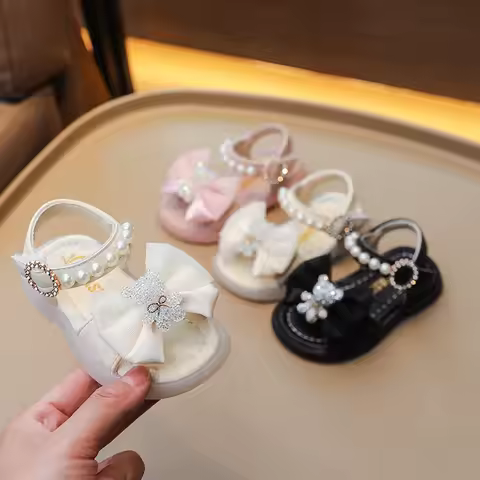 Leisure and Comfortable Baby Girl Sandals Kawaii Cartoon Bear Decos Summer Open Toe Sandals 1-4Y Gir
