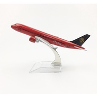 Yalinda Air Asia Manchester United A320 16cm model airplane kits child Birthday gift toys plane mode