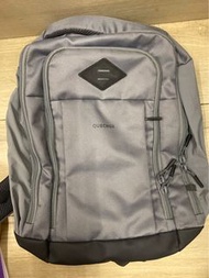 Quechua 灰色背包