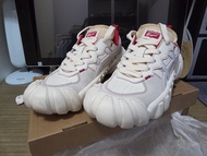 Onitsuka Tiger 厚底 sneaker