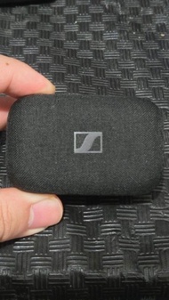 Sennheiser Momentum True Wireless 4 淨充電盒