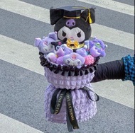 現貨 畢業花束‼️‼️畢業Kuromi +袋 +LED燈 情人節禮物 告白 花束 番梘花 520花束 滿天星 勿忘我 母親節花束 母親節禮物 情人節禮物 520花束 告白 賞月 聖誕節 聖誕花束 庫洛