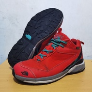 GORE-TEX Outdoor Shoes