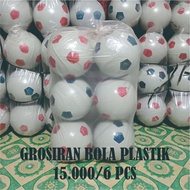 (6 Pcs) Large white plastic soccer balls