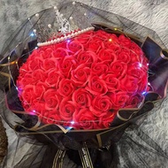 99朵超大玫瑰花束香皂花假花情人节送老婆女友闺蜜求婚生日礼物99 Oversized Roses Bouquet Soap Flowers Fake Flowers Valentine's Day Gifts for Wife Girlfriends Girlfriends Proposal Birthday Gifts