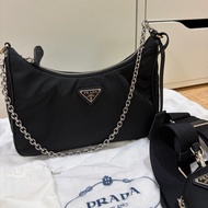 Prada Re-Edition 2005 Re-Nylon 手袋 三合一包 黑色尼龍