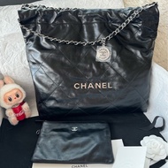 【全新 配件：防塵袋 小票 💕】Chanel 22bag 黑銀 黑色 銀扣 中號 斜挎包