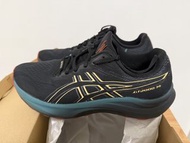 99% 新 ASICS GT-2000 14 GTX 防水慢跑鞋 (US9 / EUR 42.5 / 27cm) 連原裝盒