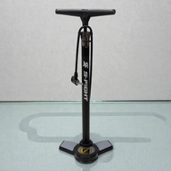 สูบจักรยานตั้งพื้น S-FIGHT รุ่น S445 อัดได้ถึง 160 PSI