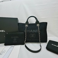 CHANEL 黑色帆布沙灘包